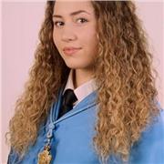 Doy clases adaptadas al nivel de cada alumno y enfocándome en su aprendizaje. Nivel de primaria, ESO y bachillerato.